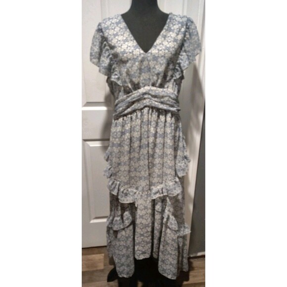 NWT Max Studio Womens XL Maxi Dress Blue White Floral Tiered Ruffle Smocked Boho - Picture 1 of 16